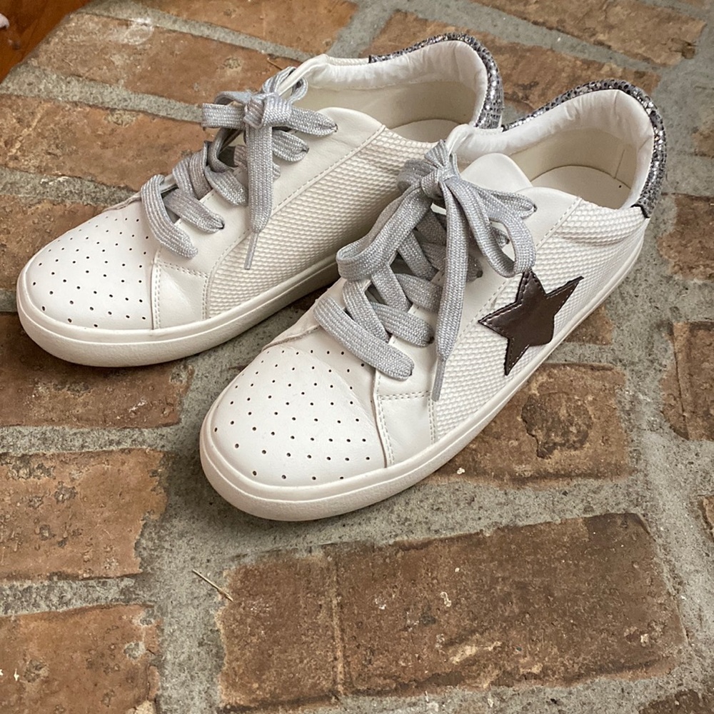 Star Sneakers